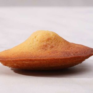 Madeleine side view single